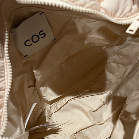NWT COS OVERSIZED QUILTED CROSSBODY BAG Ivory Cream - Picture 7 of 7